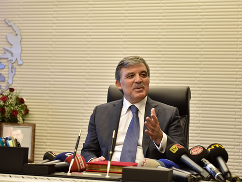 "Hükümetimize, Sayın Cumhurbaşkanı'na Her Türlü Desteği Vereceğim"